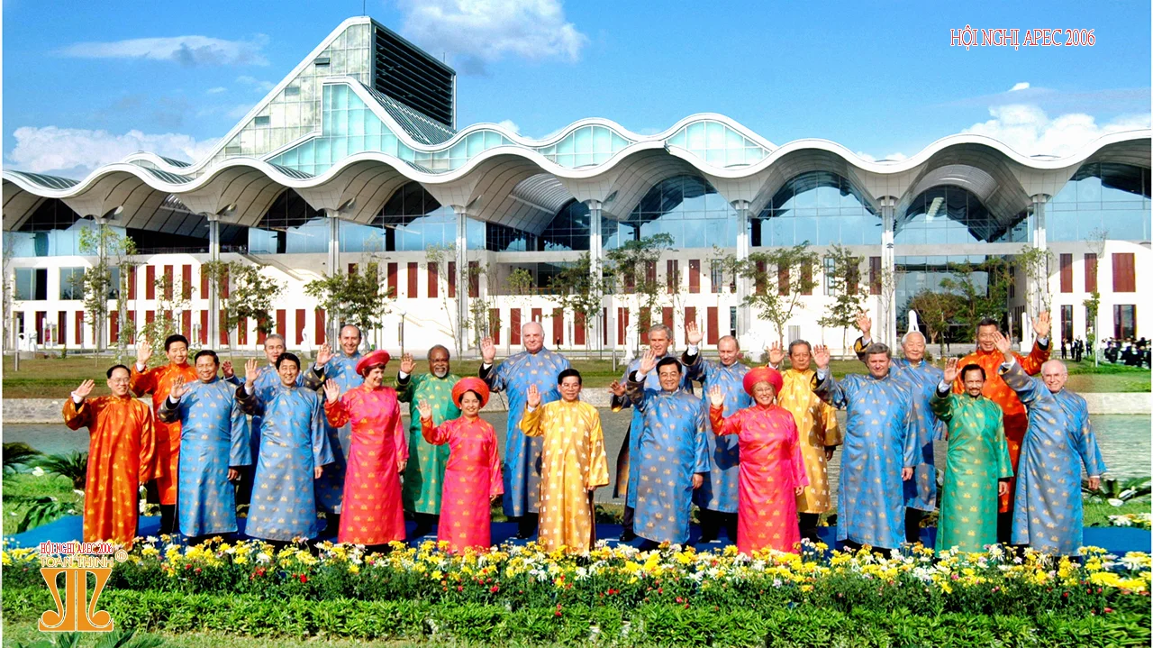 Lụa Tơ Tằm Toàn Thịnh, Toan Thinh Silk, Vietnam Silk|Giới Thiệu